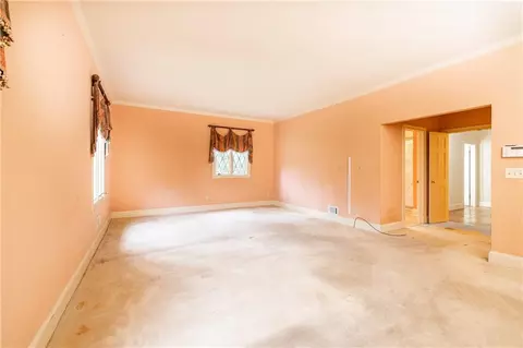 Living - 4457 Ridgegate Dr, Peachtree Corners, GA 30097 photo 9 of 13