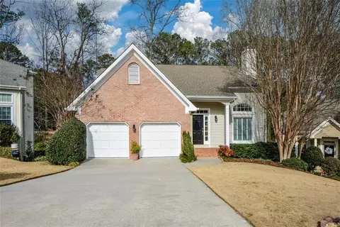 245 Ridge Point Ct, Alpharetta, GA 30022