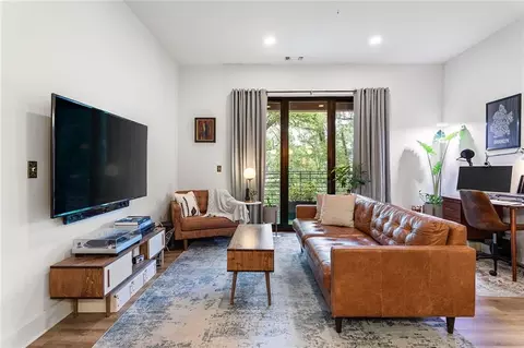 112 Rogers St NE #204, Atlanta, GA 30317