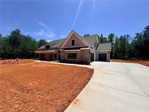 619 Shepherds Xing, Oxford, GA 30054