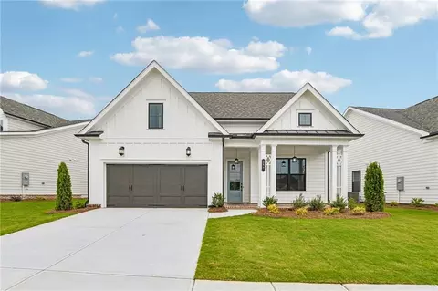 151 High Point Dr, Hoschton, GA 30548