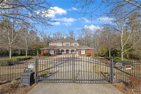 258 N Salem Dr, Mcdonough, GA 30253