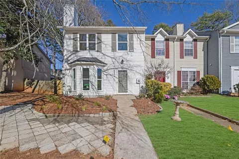 5594 Stonington Trace Pkwy, Stone Mountain, GA 30087