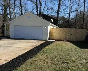 1664 Hallmark Hills Dr, Griffin, GA 30223