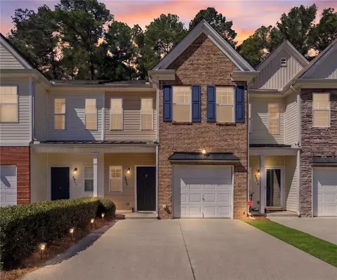 2913 Greyhawk Ln, Cumming, GA 30040