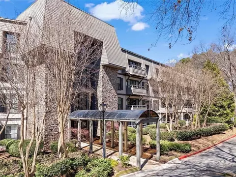 1214 Highland Bluff Dr Se Dr SE #214, Atlanta, GA 30339