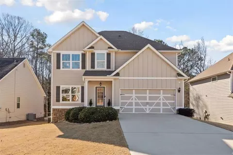 314 Wooded Glen Ln, Carrollton, GA 30117