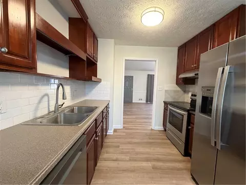 Kitchen - 3056 Mill Falls Ct, Duluth, GA 30097 photo 3 of 3