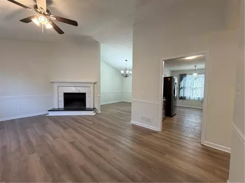 Living - 3056 Mill Falls Ct, Duluth, GA 30097 photo 3 of 5