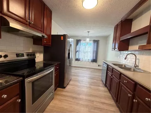 Kitchen - 3056 Mill Falls Ct, Duluth, GA 30097 photo 1 of 3