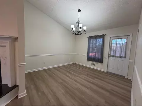 Living - 3056 Mill Falls Ct, Duluth, GA 30097 photo 4 of 5