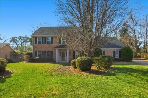 653 Parkcrest Pl NE, Marietta, GA 30068