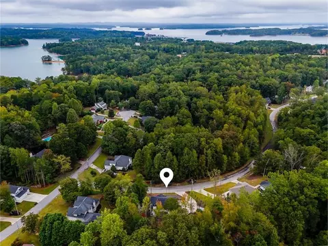 5832 Bay View Dr, Buford, GA 30518