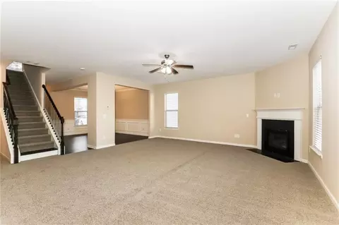 2523 Quincy Loop, Fairburn, GA 30213 photo 2