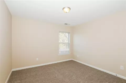 2523 Quincy Loop, Fairburn, GA 30213 photo 12