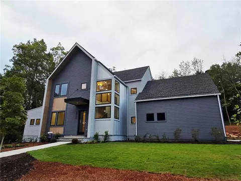 215 Winterberry Way, Roswell, GA 30075