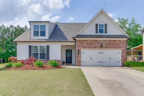 70 Frost Cv, Hoschton, GA 30548