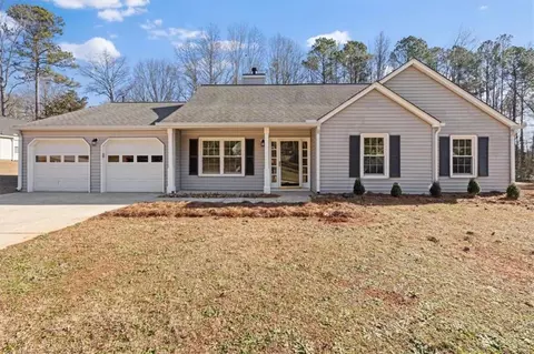 3762 Starlight Trl, Douglasville, GA 30135