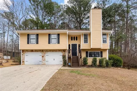 6205 Littleton Dr, Union City, GA 30291