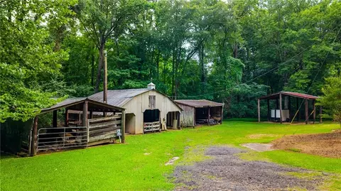 273 Sewell Rd, Bremen, GA 30110