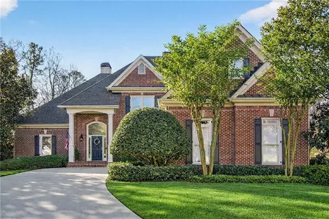 1841 E Gate Cv, Dunwoody, GA 30338