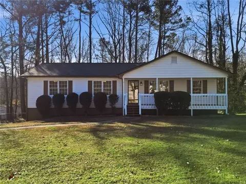 5641 Riding Woods Dr SW, Powder Springs, GA 30127
