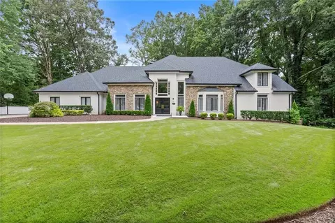 1460 Lakemist Ct, Roswell, GA 30075