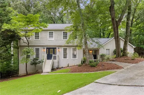 2240 Six Branches Dr, Roswell, GA 30076
