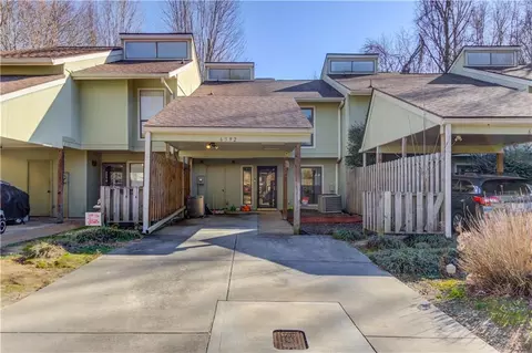 6392 Hawthorne Ter, Peachtree Corners, GA 30092