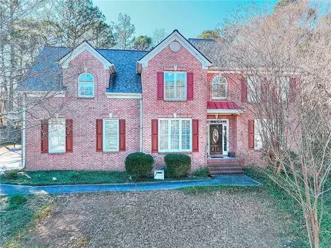 2265 Amberbrook Ln, Grayson, GA 30017