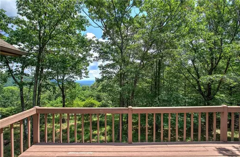 1379 Little Hendricks Mountain Rd, Jasper, GA 30143