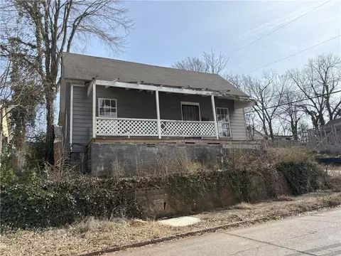 934 Smith St SW, Atlanta, GA 30310