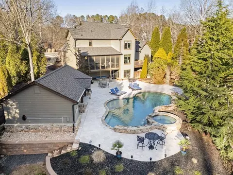 407 Maple Ridge Ct, Cumming, GA 30028