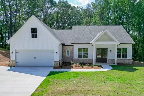 125 Rains Rd, Jefferson, GA 30549