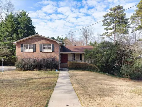 3742 Fox Glen Ct NE, Atlanta, GA 30319