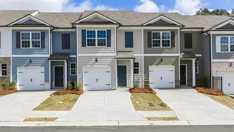2010 Roseleigh Dr, Douglasville, GA 30134