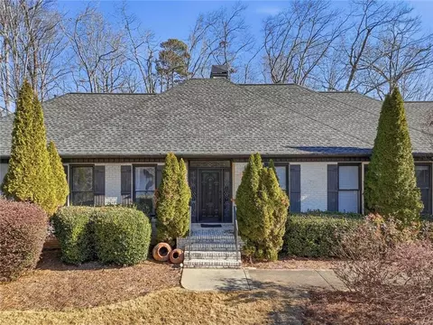 2040 Trotters Ridge Way, Roswell, GA 30075