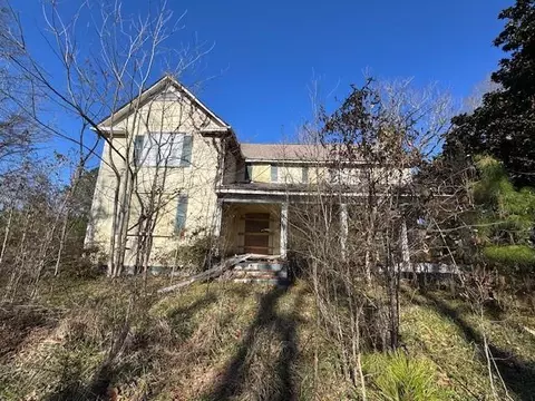2615 Woodward Rd, Atlanta, GA 30349