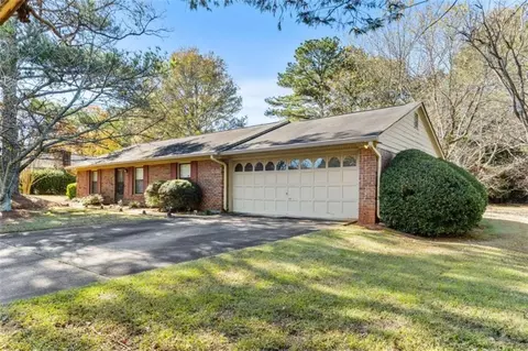 2203 Liberty Ln, Conyers, GA 30094