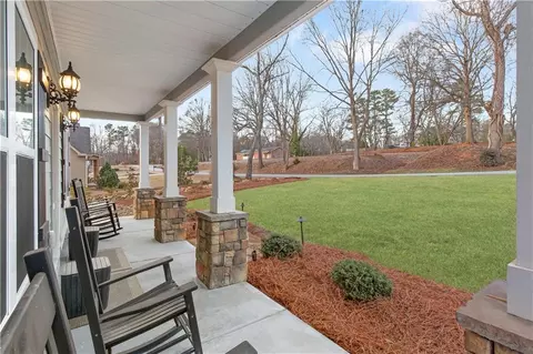 Exterior - 40 E Second St, Newnan, GA 30263 photo 4 of 16