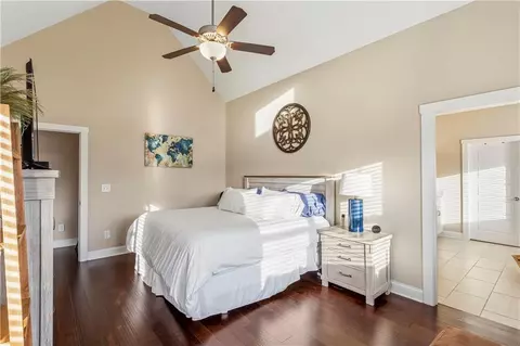 Bedroom - 40 E Second St, Newnan, GA 30263 photo 2 of 11