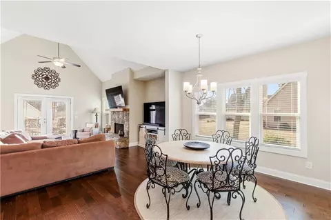 Dining - 40 E Second St, Newnan, GA 30263 photo 1 of 3
