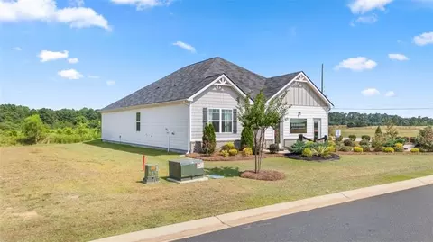 Exterior - 207 Cattle Dr, Perry, GA 31069 photo 3 of 8