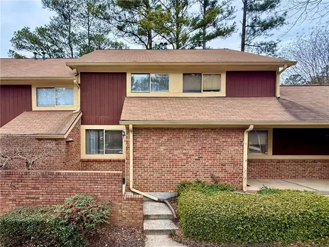 30 Country Place Ct, Alpharetta, GA 30005