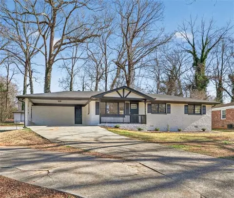 7228 Mount Vernon Rd, Lithia Springs, GA 30122