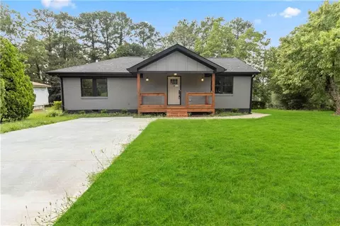 3435 Maplehurst Dr, Decatur, GA 30032