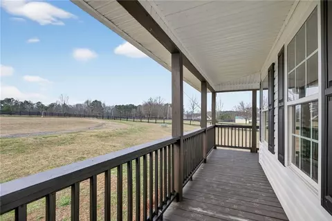 Exterior - 179 Kelley Loop, Buchanan, GA 30113 photo 5 of 9