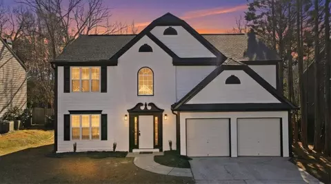 2115 Westwind Dr, Roswell, GA 30075