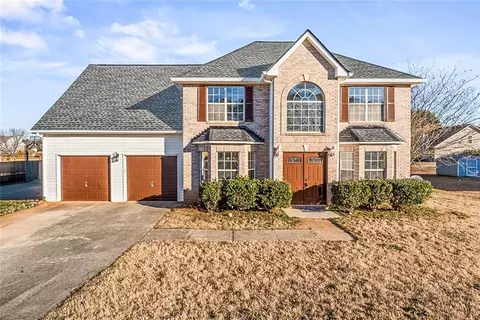 628 Burtons Cv, Hampton, GA 30228