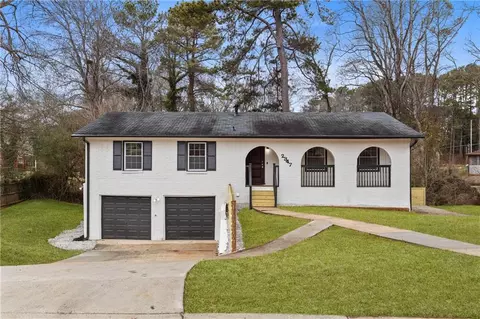 2347 Greenway Dr, Decatur, GA 30035